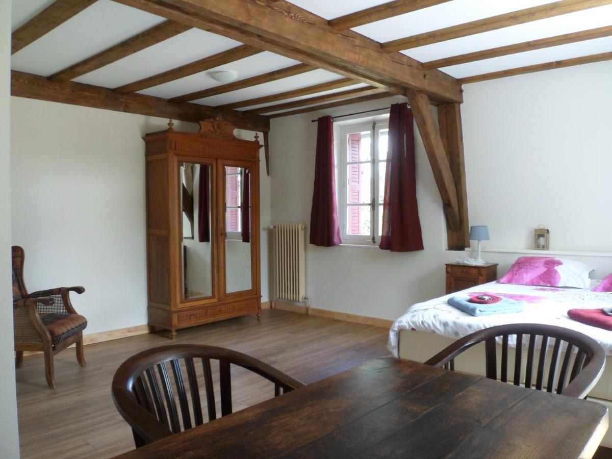 Le Pont Du Roy Bed & Breakfast Бес-ет-Сен-Анастез Екстериор снимка
